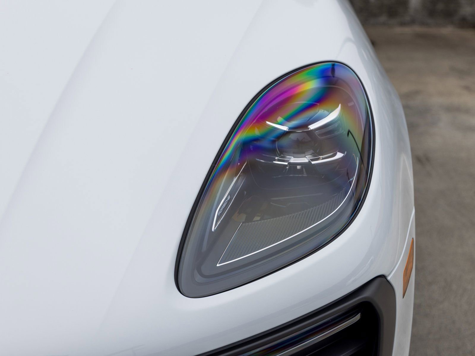 New 2026 Porsche Macan AWD/4WD image 16