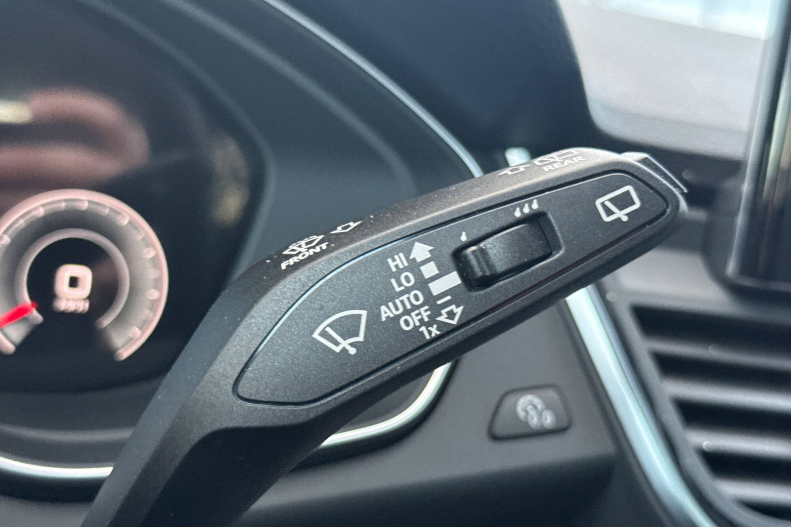 Used 2023 Audi Q5 2.0T Premium Plus image 32