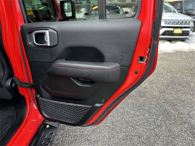 Certified 2018 Jeep Wrangler Unlimited Rubicon w/ Dual Top Group image 25