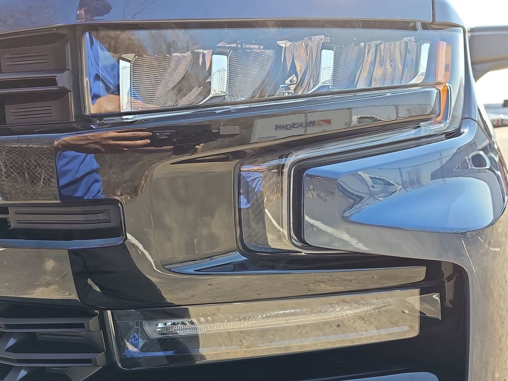 Certified 2021 Chevrolet Silverado 1500 LT Trail Boss w/ Convenience Package II AWD/4WD image 35