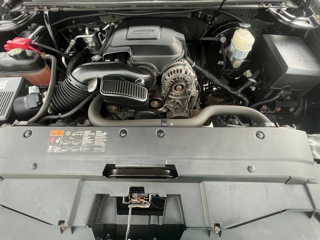 Used 2012 Chevrolet Tahoe LS AWD/4WD image 9