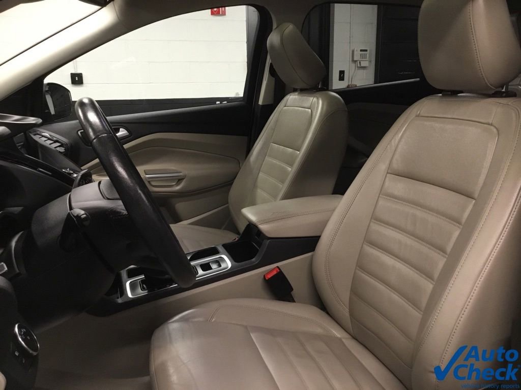 Used 2019 Ford Escape Titanium image 26