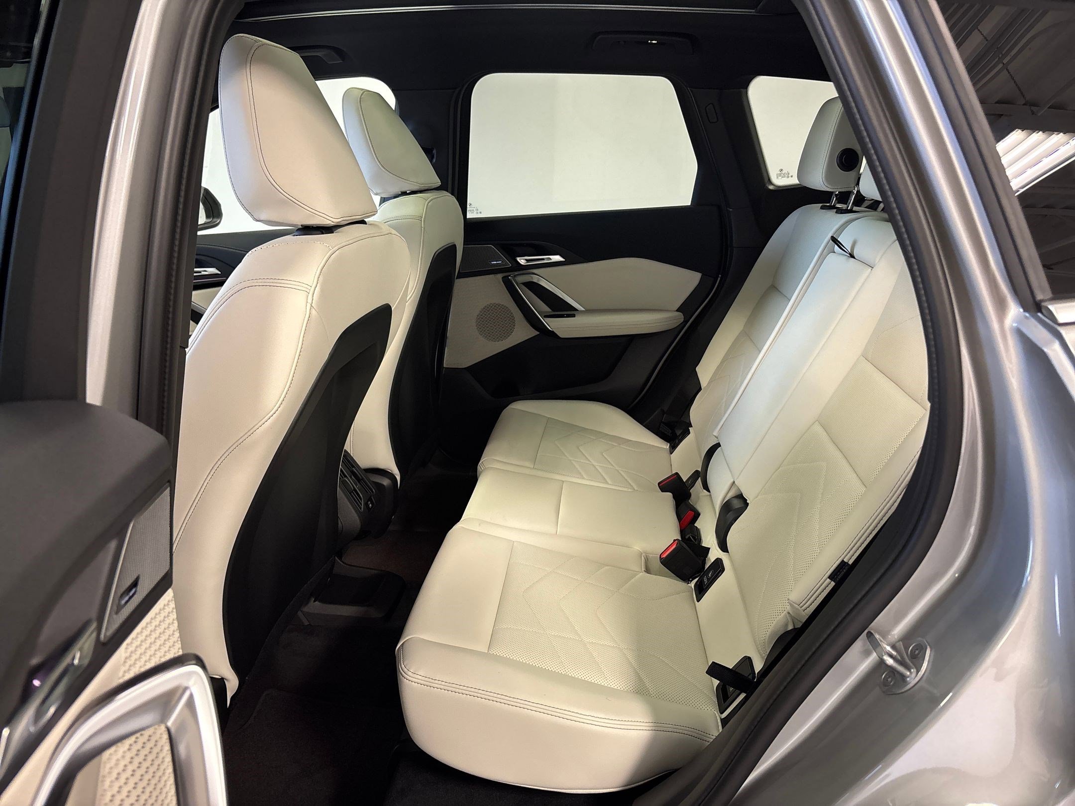 Used 2026 BMW X1 xDrive28i w/ Convenience Package AWD/4WD image 14
