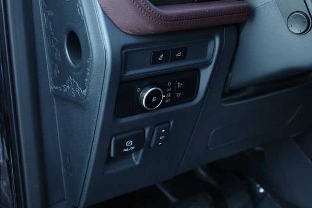 Used 2024 Ford Expedition Max Limited image 17