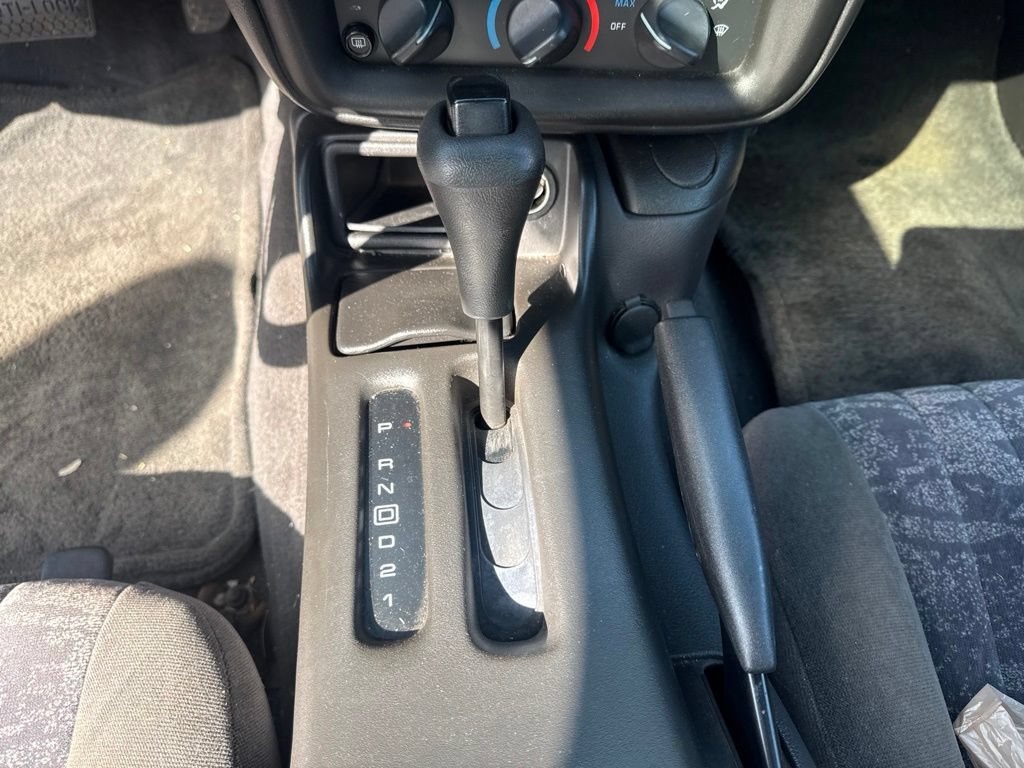 Used 2002 Chevrolet Camaro LT w/ Preferred Equipment Group 1 RWD image 14