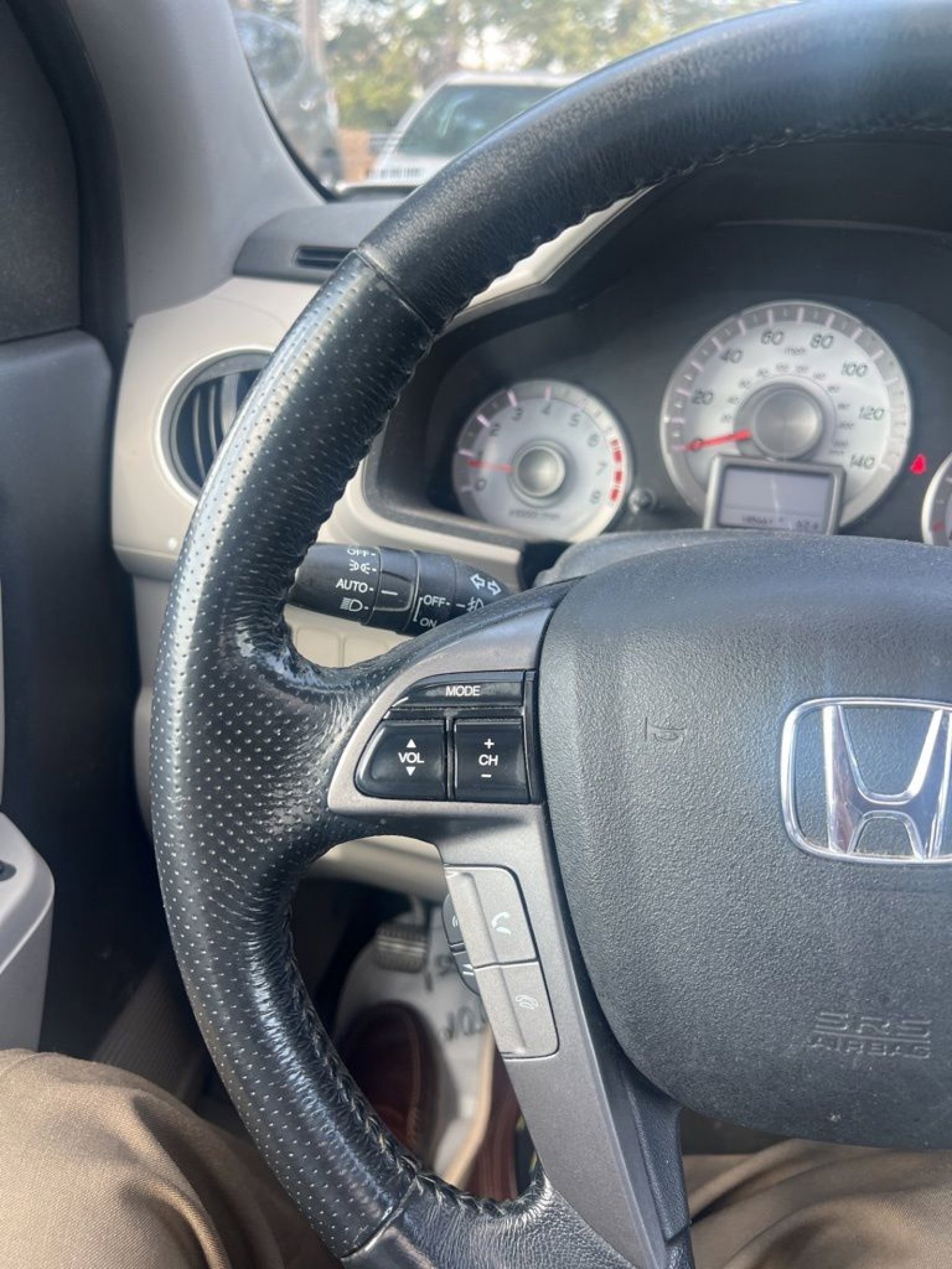 Used 2015 Honda Pilot Touring image 11