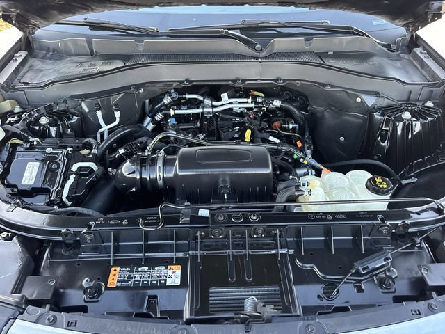 Used 2022 Ford Explorer XLT RWD image 32