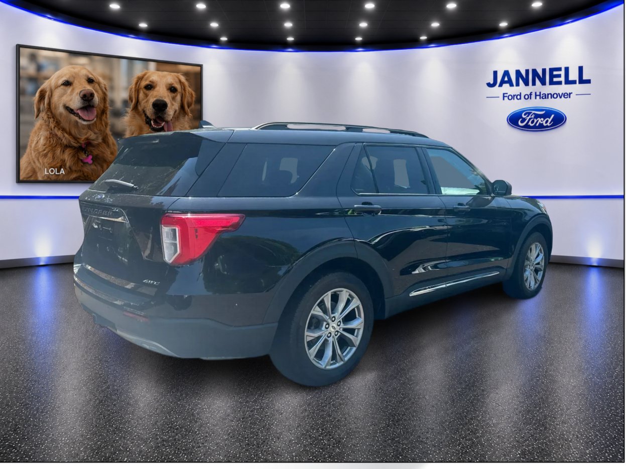 Used 2023 Ford Explorer XLT w/ Equipment Group 202A AWD/4WD image 6