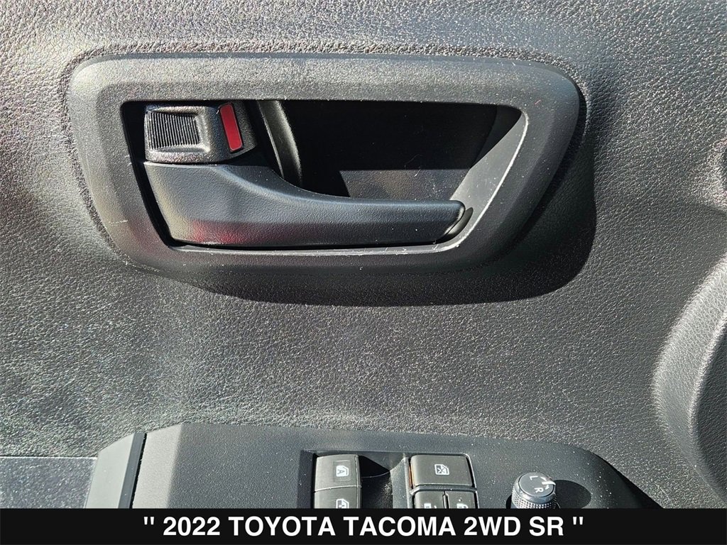 Used 2022 Toyota Tacoma SR image 15