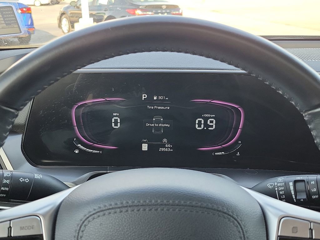 Used 2025 Kia Telluride S AWD/4WD image 19