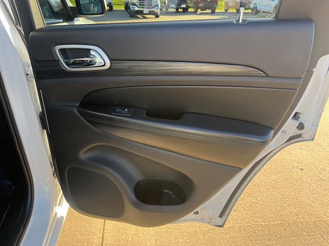 Used 2020 Jeep Grand Cherokee Altitude image 42