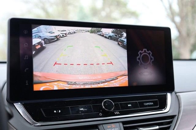 Certified 2025 Nissan Altima 2.5 SV w/ SV Special Edition Package AWD/4WD image 13