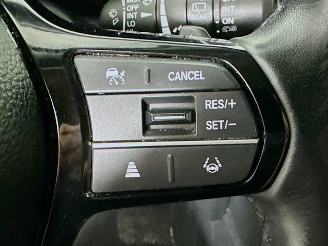 Used 2025 Honda Pilot EX-L image 11
