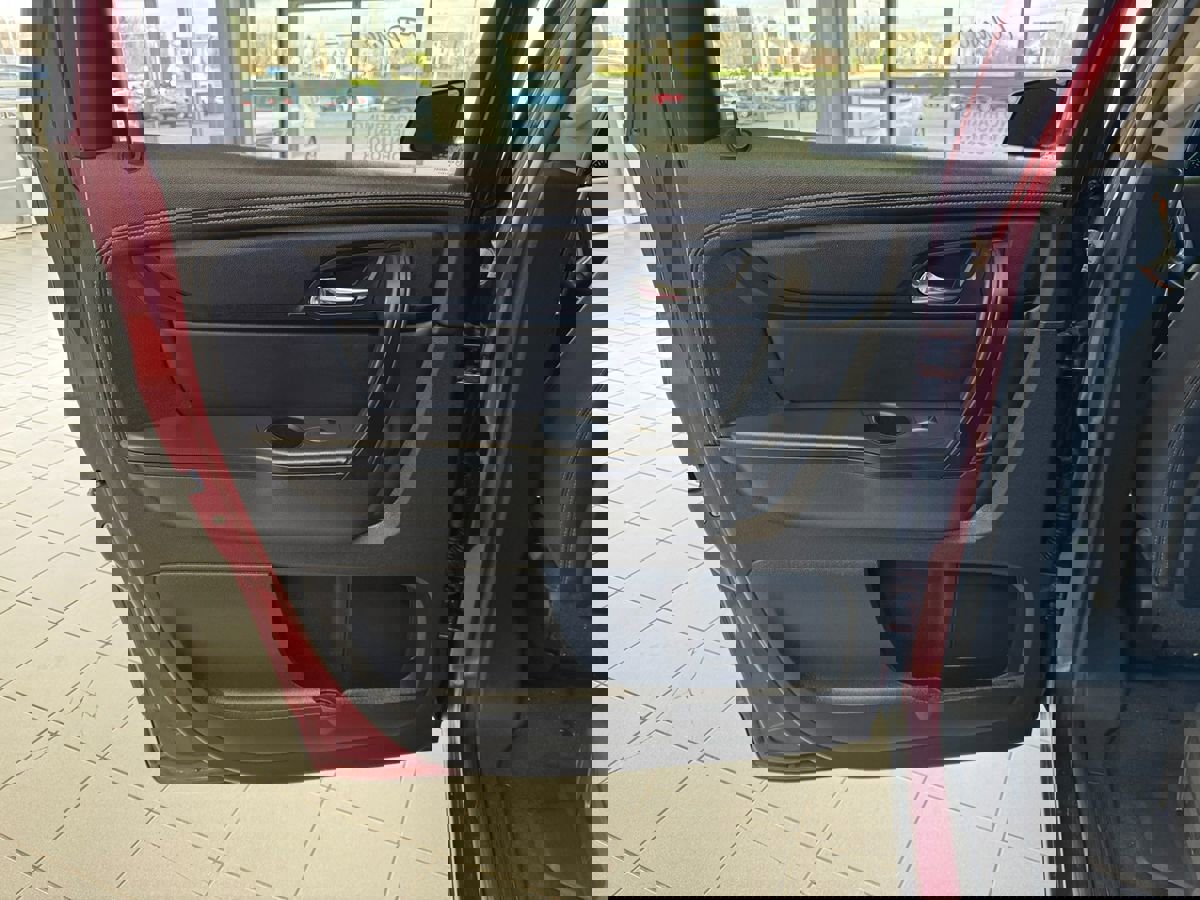 Used 2015 Chevrolet Traverse LT w/ Style and Technology Package image 41