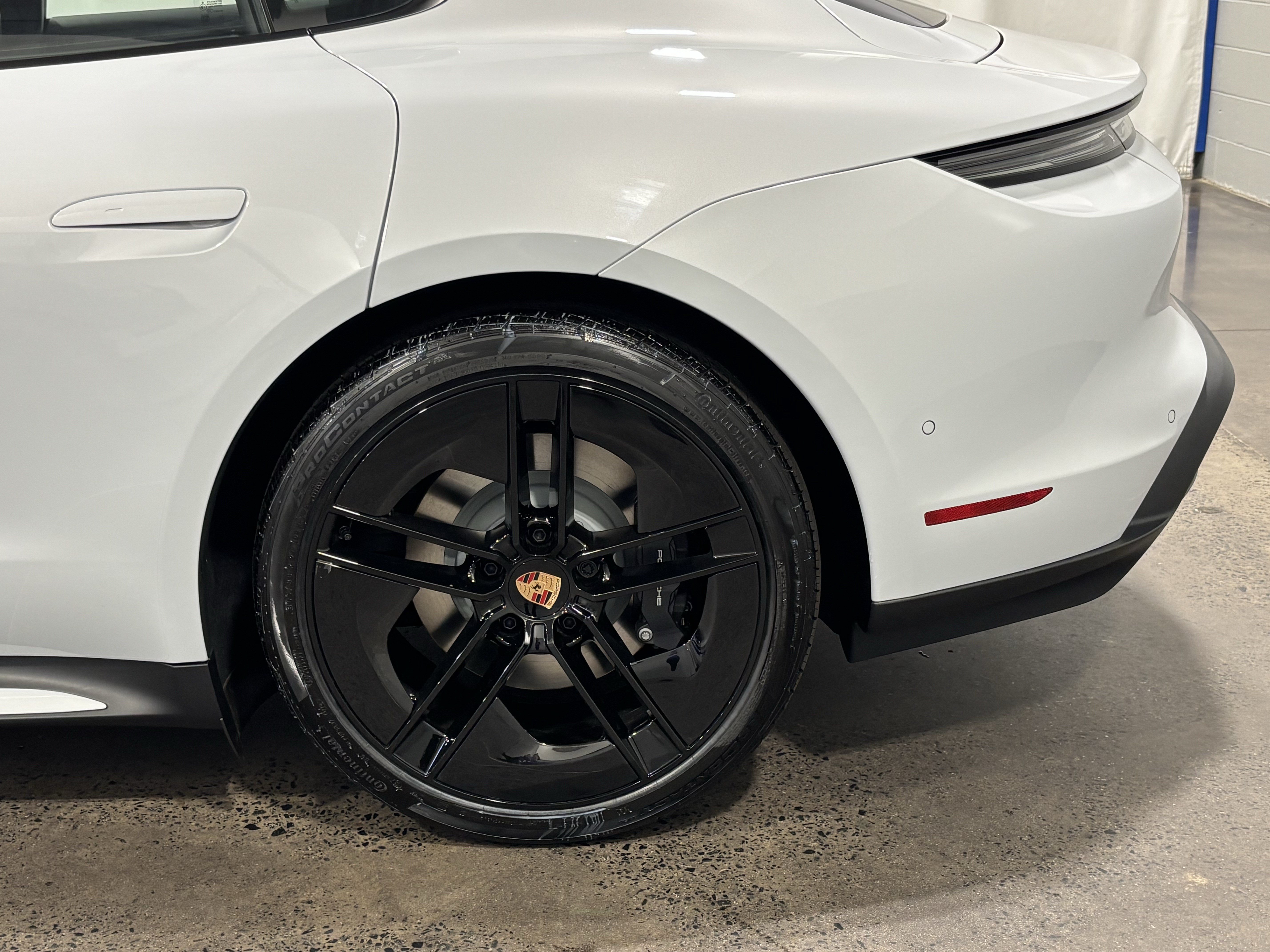 New 2026 Porsche Taycan AWD/4WD image 35