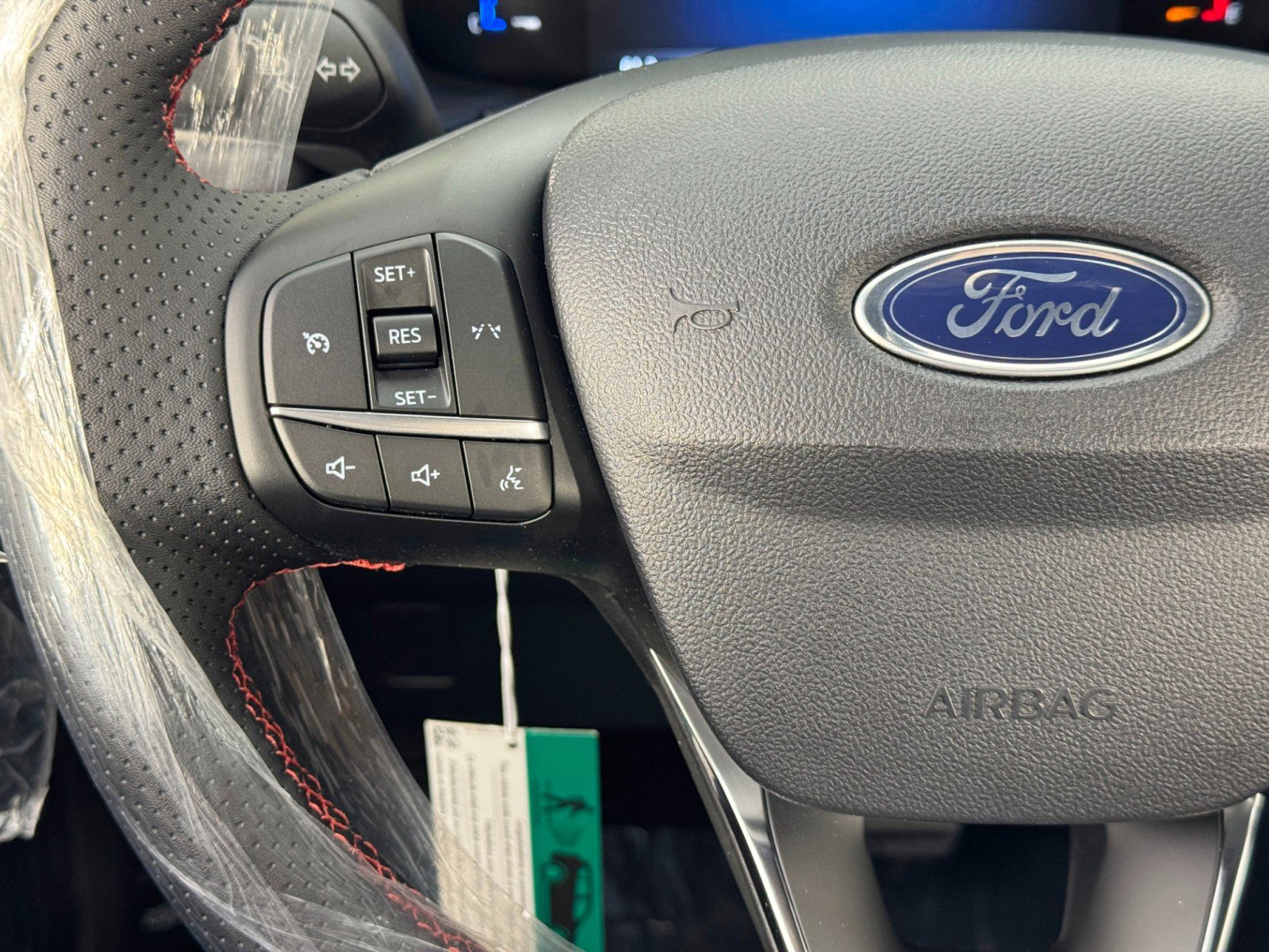 Used 2024 Ford Escape ST-Line Select image 19