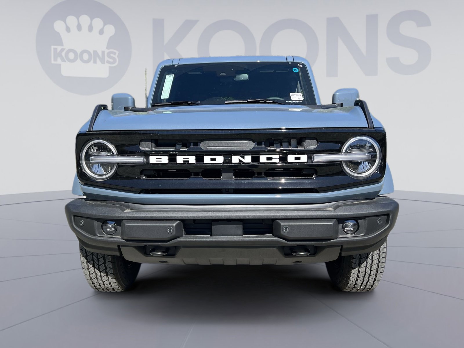 New 2025 Ford Bronco Outer Banks image 11
