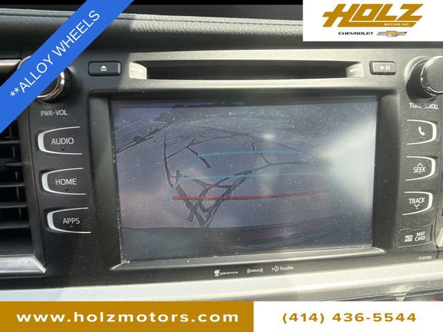 Used 2019 Toyota Highlander XLE AWD/4WD image 14