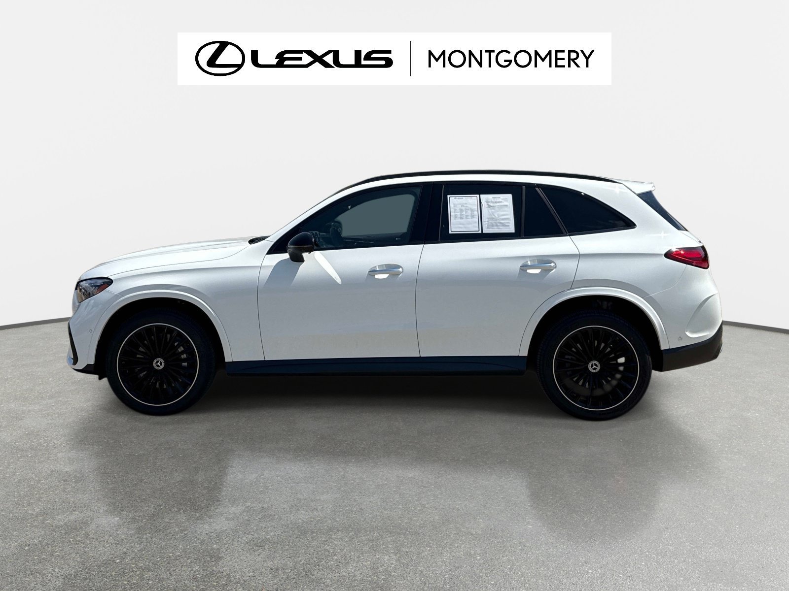 Used 2023 Mercedes-Benz GLC 300 image 6