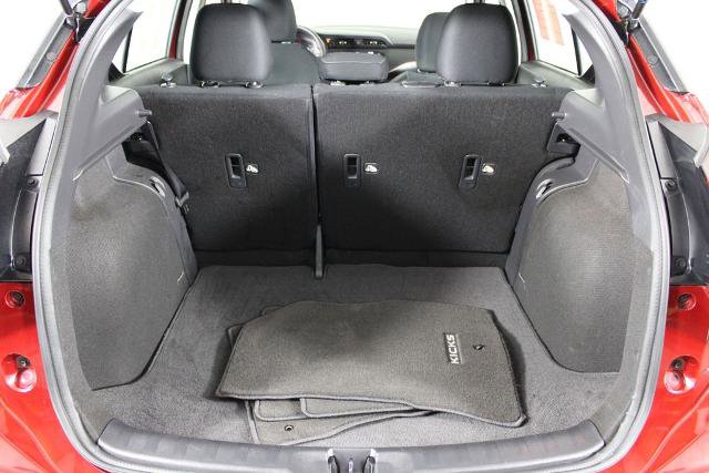 Certified 2024 Nissan Kicks SV image 17