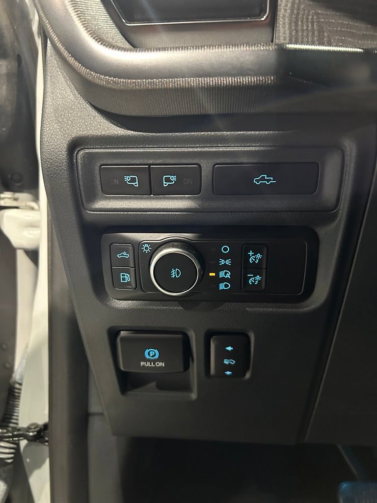 Used 2023 Ford F150 Platinum AWD/4WD image 13