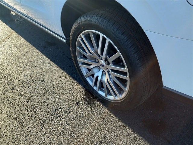 Used 2024 Ford Expedition Limited image 10