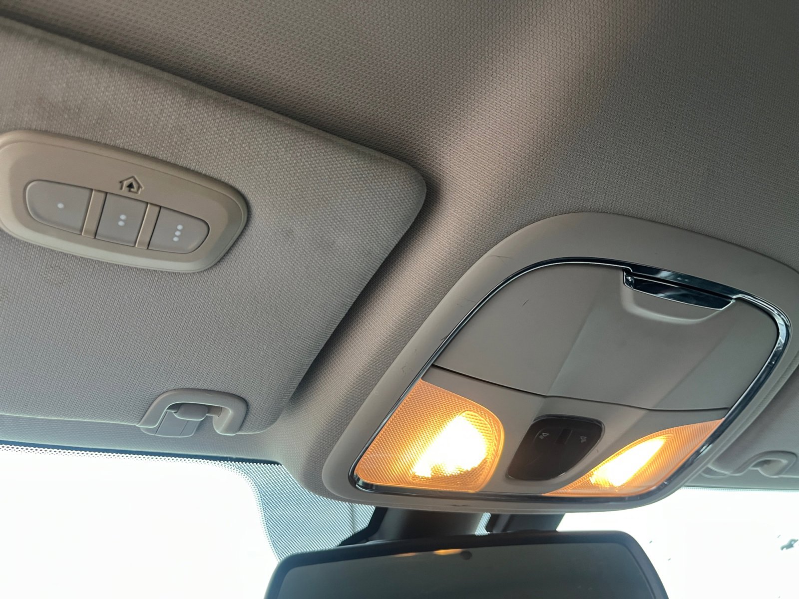 Used 2016 Jeep Cherokee Trailhawk w/ Comfort/Convenience Group image 33