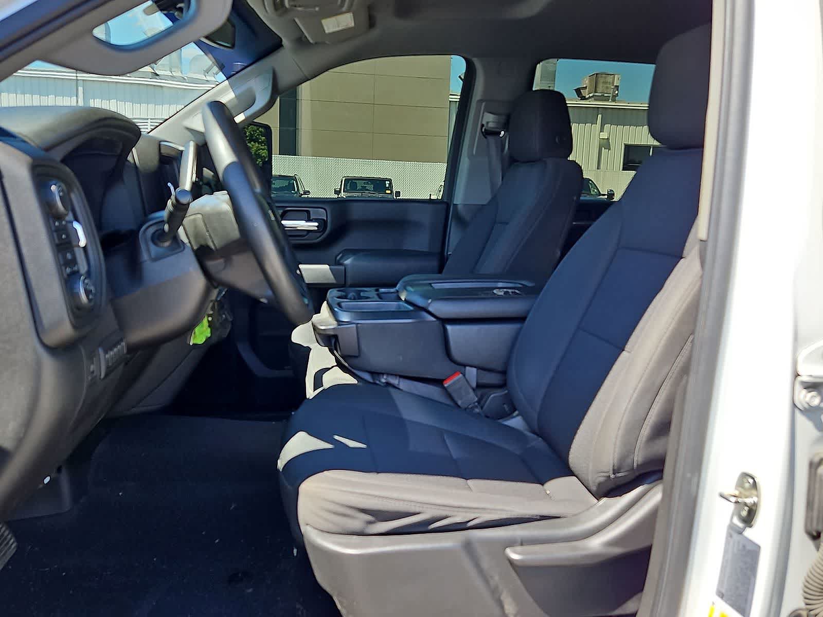 Used 2023 Chevrolet Silverado 2500 Custom w/ Custom Convenience Package AWD/4WD image 23