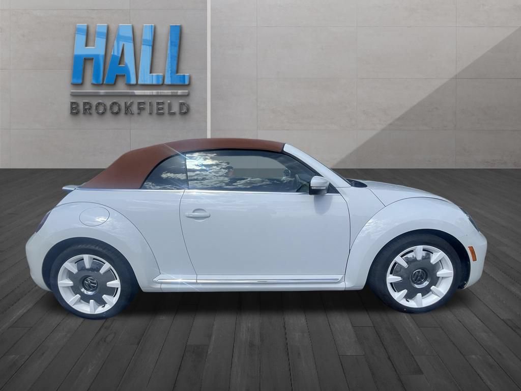 Used 2019 Volkswagen Beetle 2.0T Final Edition SEL FWD image 6