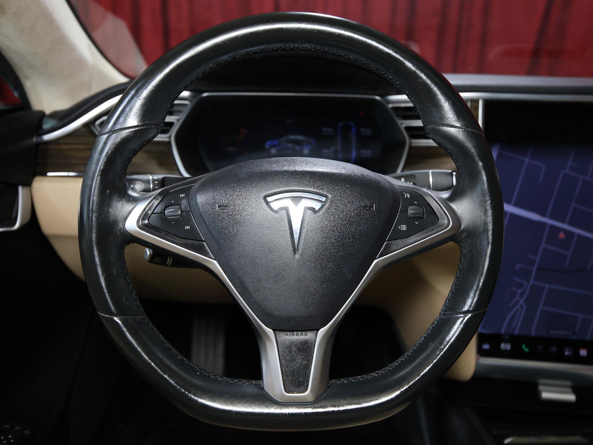 Used 2015 Tesla Model S 85 RWD image 16