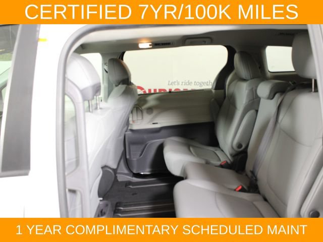 Used 2022 Toyota Sienna XLE FWD image 18