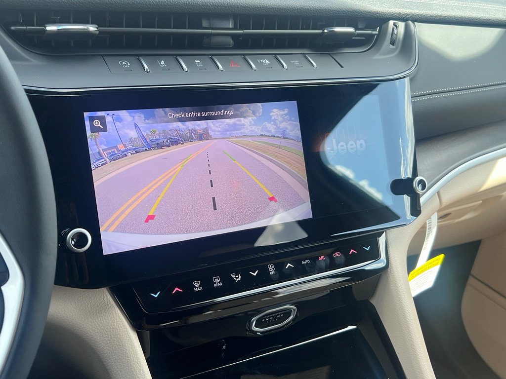 New 2026 Jeep Grand Cherokee Limited w/ Limited Altitude Package RWD image 20