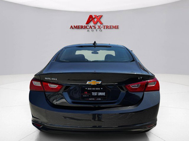 Used 2016 Chevrolet Malibu LT image 4