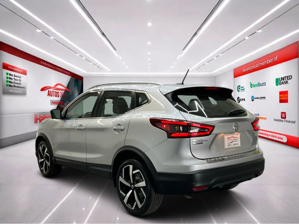 Used 2022 Nissan Rogue Sport SL w/ Premium Package image 6
