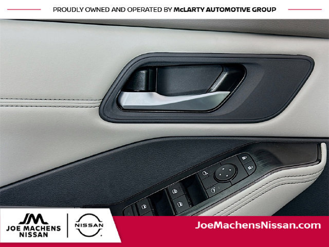 New 2026 Nissan Rogue Dark Armor AWD/4WD image 16