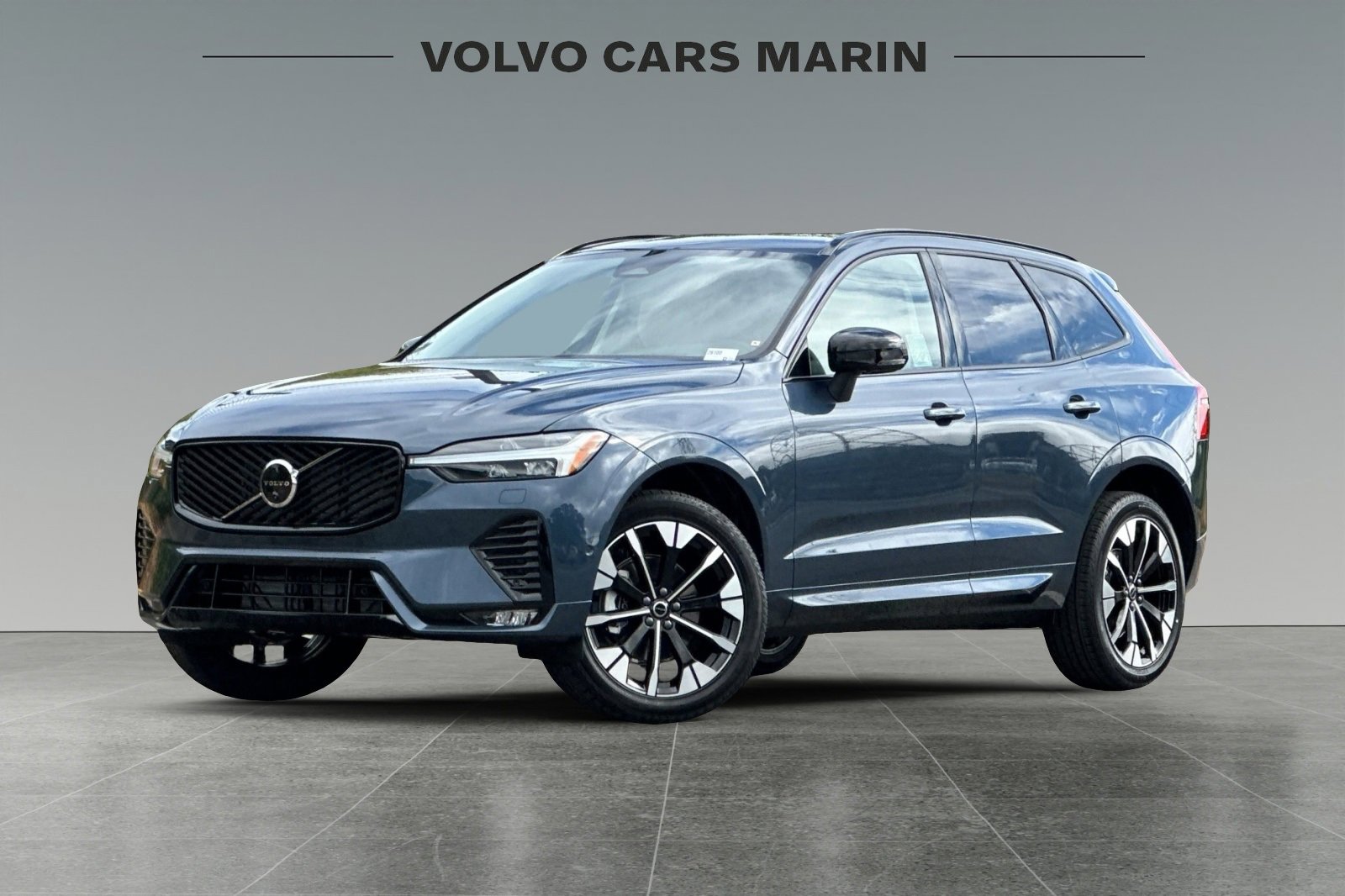 New 2026 Volvo XC60 B5 Ultra w/ Climate Package image 1