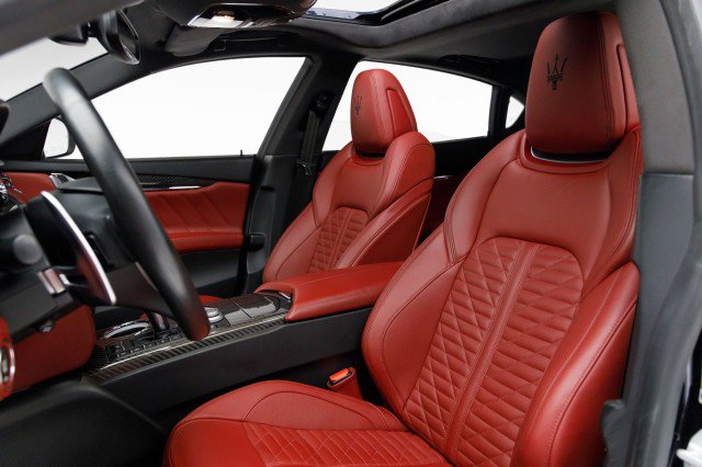 Used 2020 Maserati Quattroporte S GranSport image 4