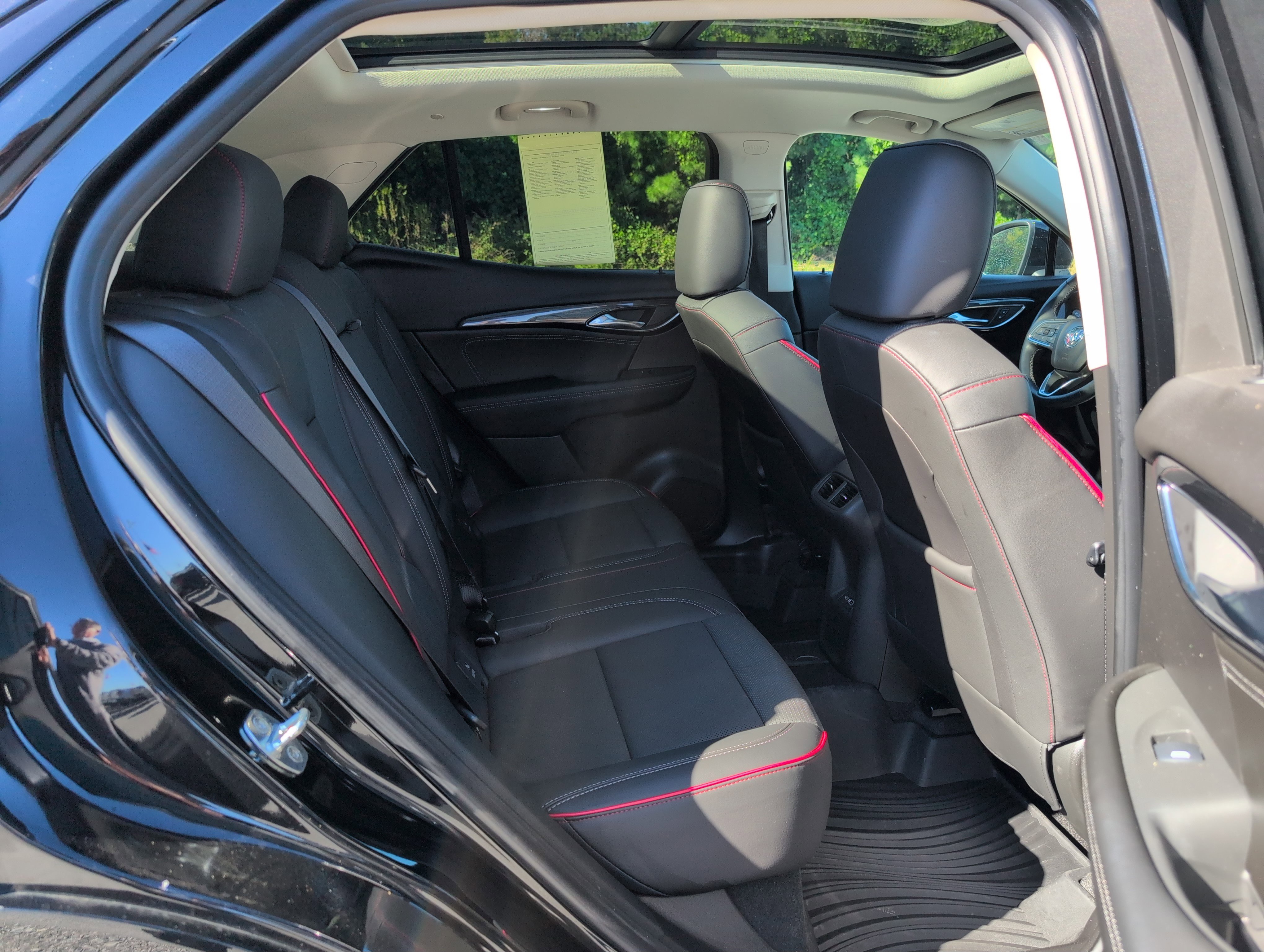 Used 2023 Buick Envision Essence w/ Sport Touring Package image 33