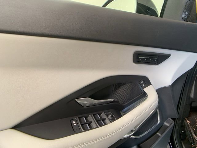 Certified 2024 Jaguar E-PACE R-Dynamic SE image 11