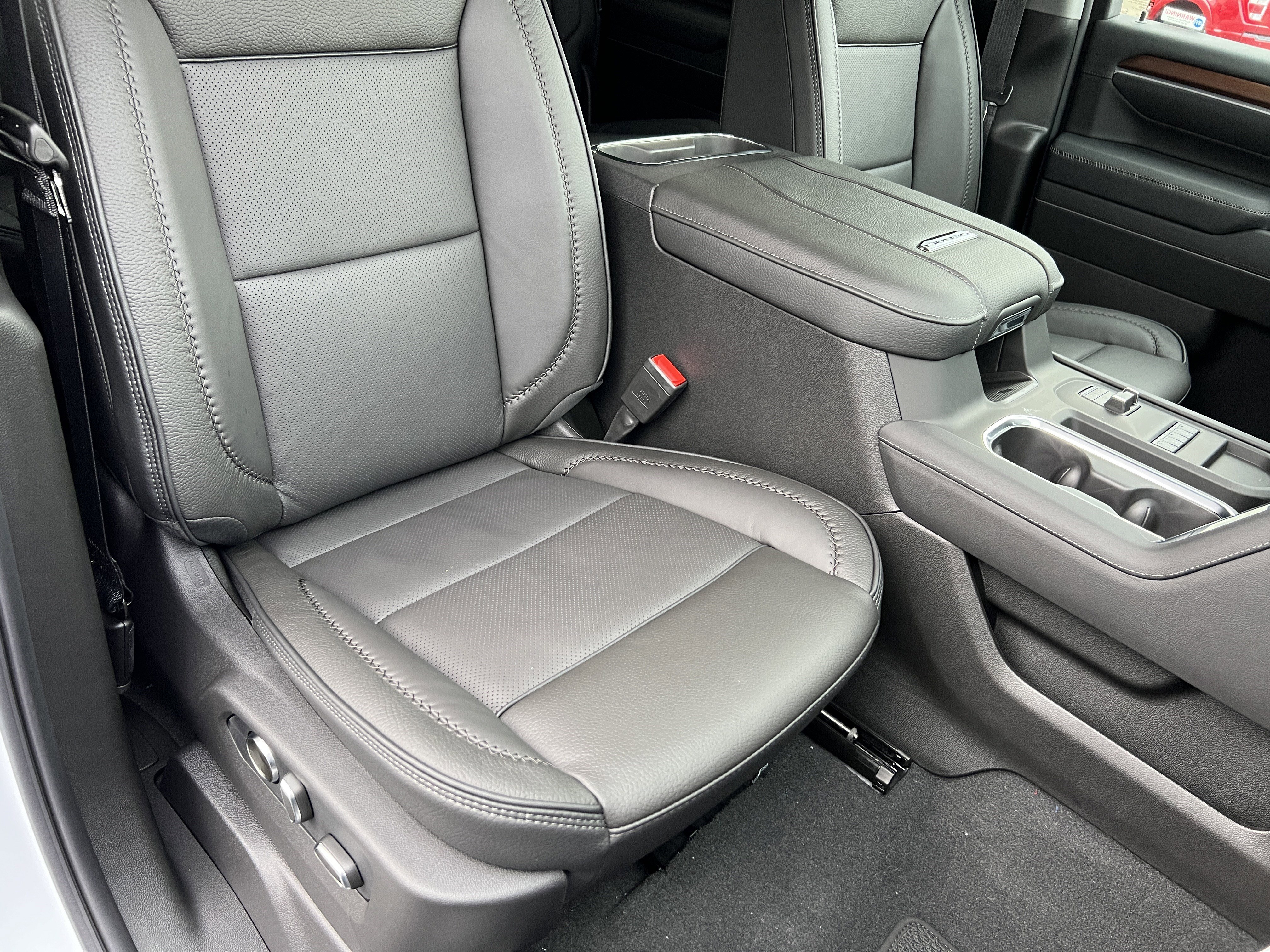 New 2026 GMC Sierra 2500 Denali w/ Denali Reserve Package image 24