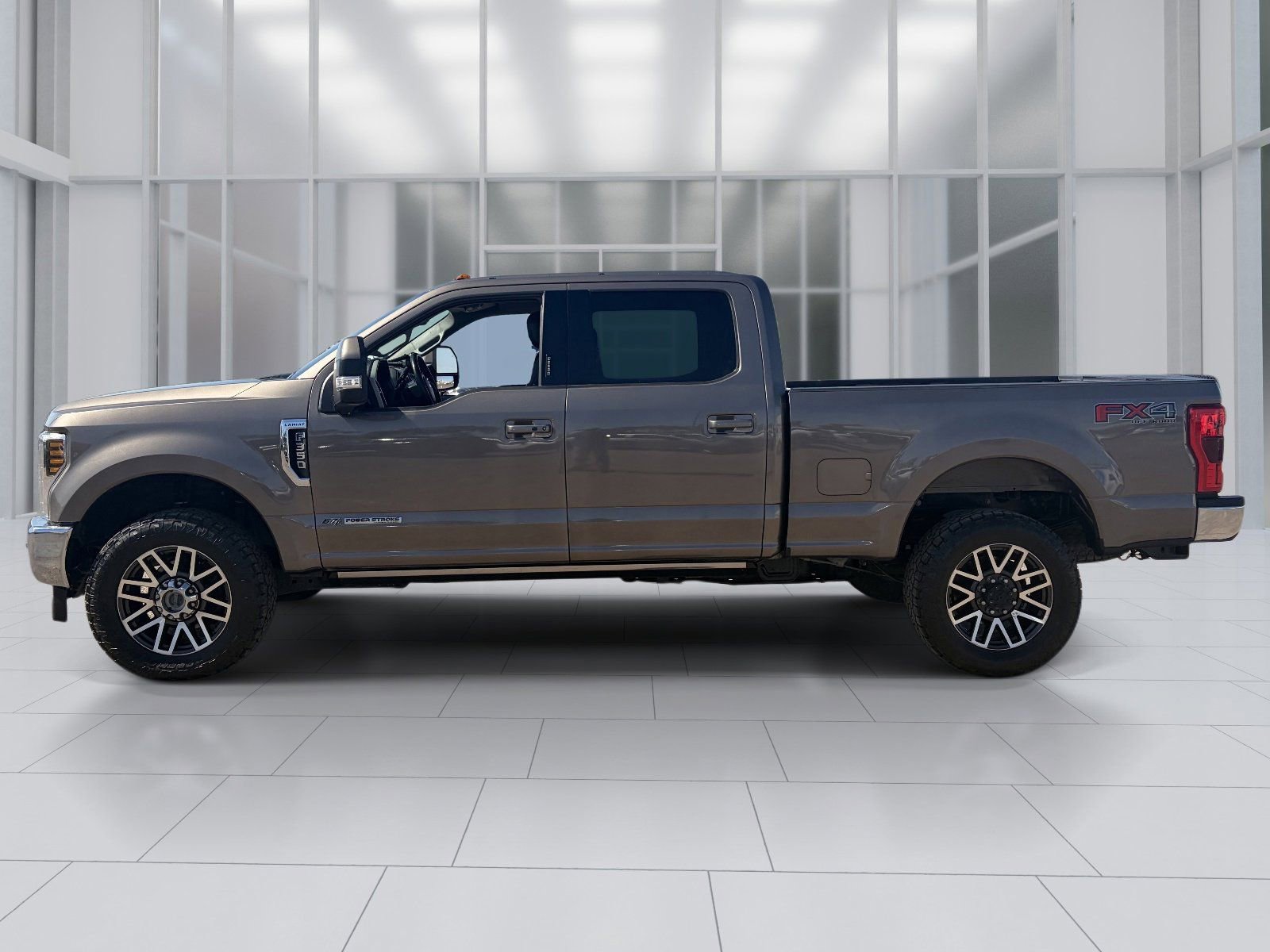 Used 2019 Ford F350 Lariat w/ Lariat Ultimate Package image 3