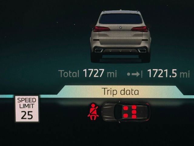 Certified 2026 BMW X5 xDrive40i w/ M Sport Package image 31