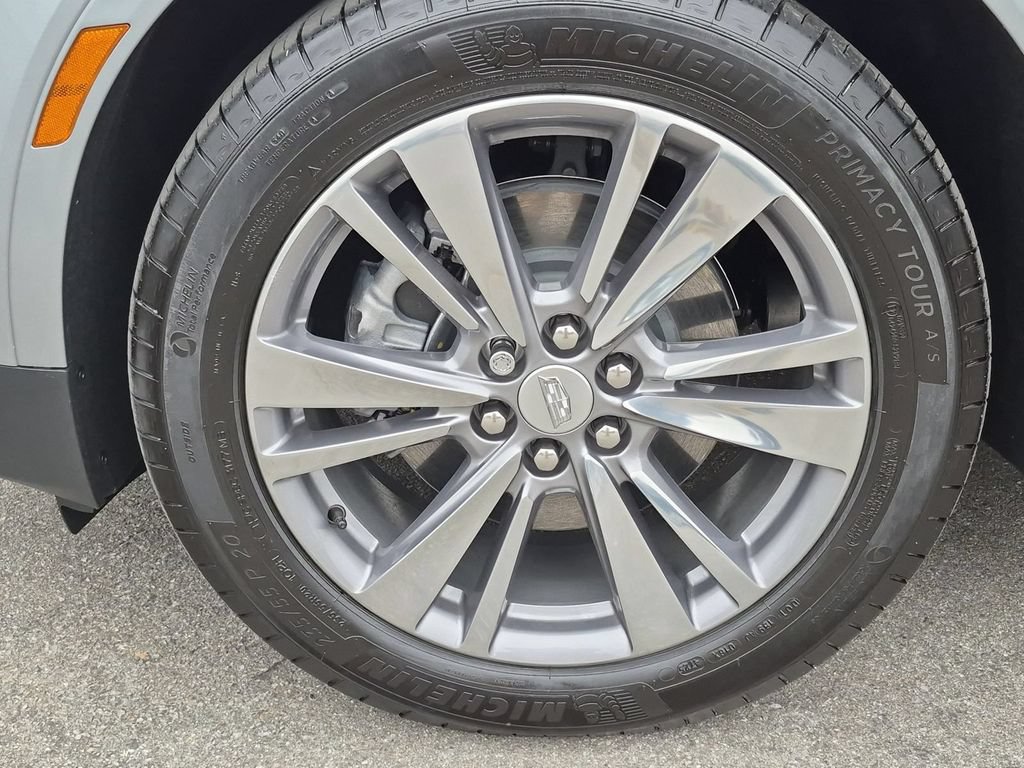 Used 2026 Cadillac XT5 Premium Luxury w/ Driver Assist Package FWD image 26