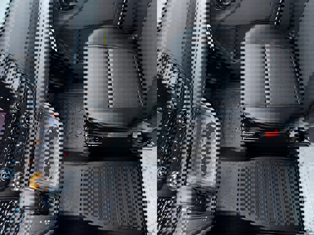 New 2025 Ford Transit 250 Base image 33