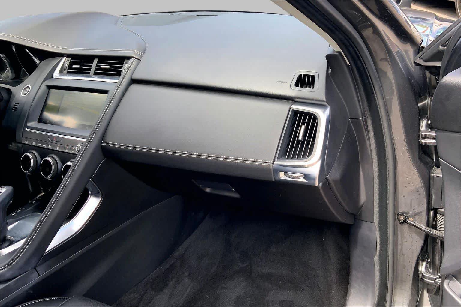 Used 2018 Jaguar E-PACE R-Dynamic SE AWD/4WD image 18