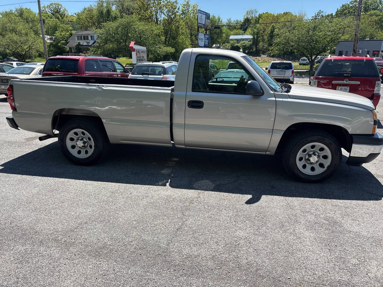 Used 2006 Chevrolet Silverado 1500 W/T RWD image 12