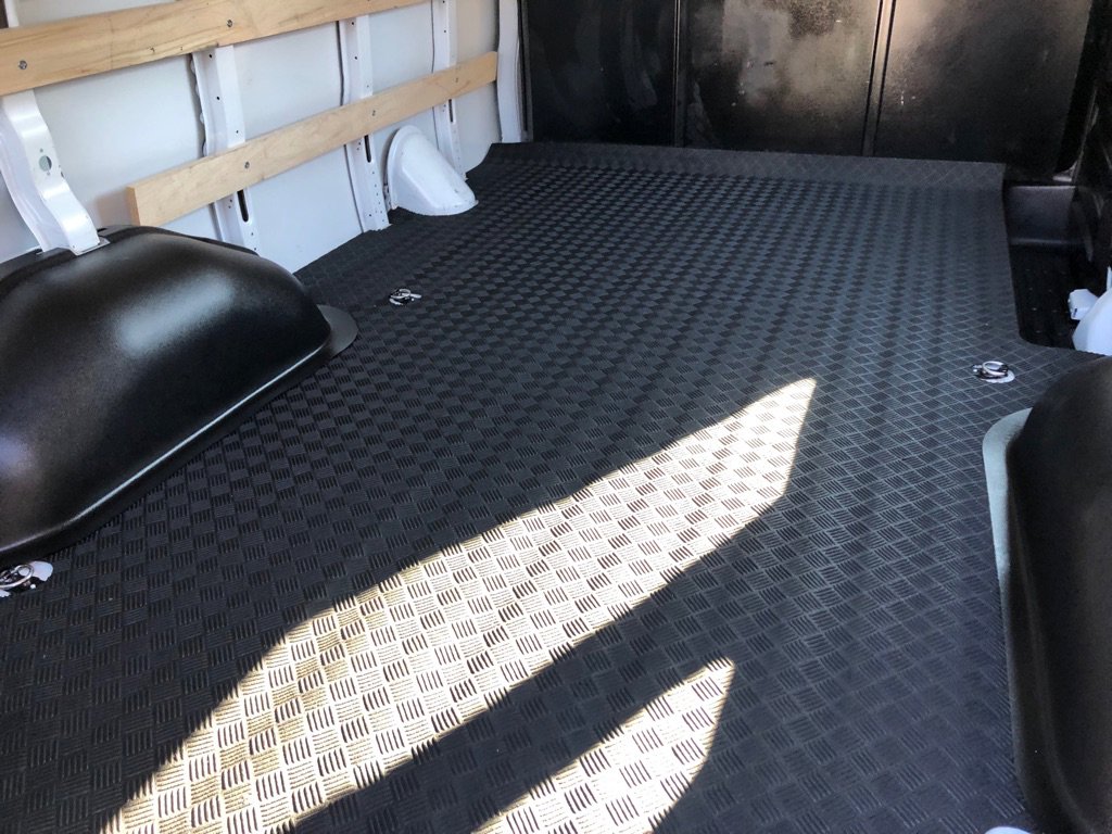 Used 2024 Chevrolet Express 2500 w/ Driver Convenience Package image 19