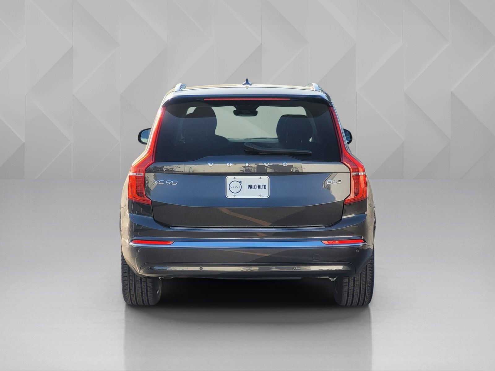 Certified 2025 Volvo XC90 B6 Ultra w/ Protection Package Premier image 5