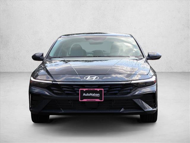 New 2026 Hyundai Elantra Limited FWD image 2