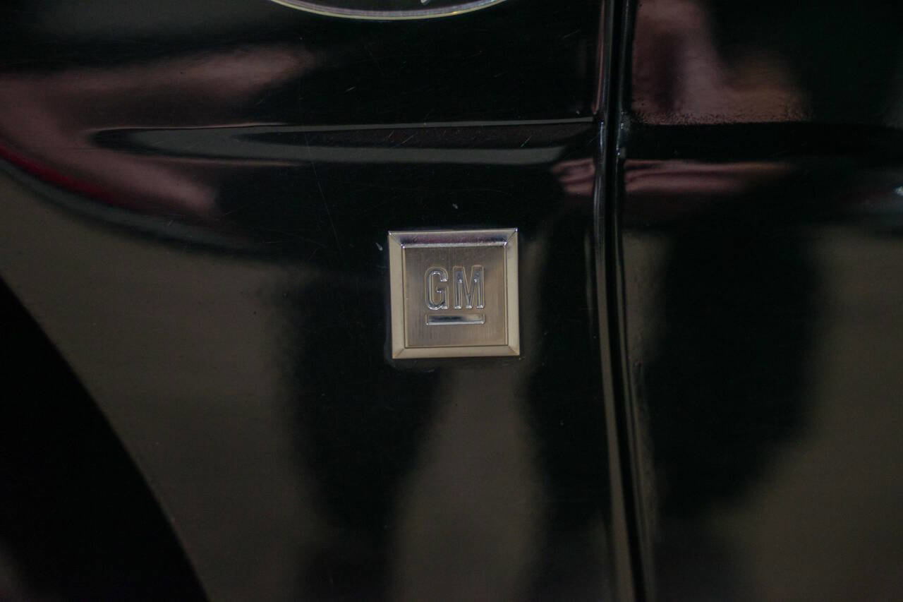 Used 2008 Cadillac DTS Limousine FWD image 24